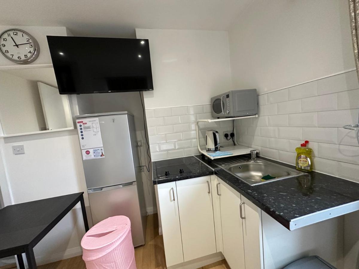 Keedonwood Road Bromley, Rooms With Free Wifi Exterior photo